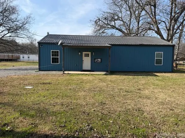 305 S Porter St, Almyra, AR 72003