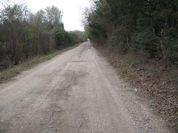 3rd image of 8902 County Road 114