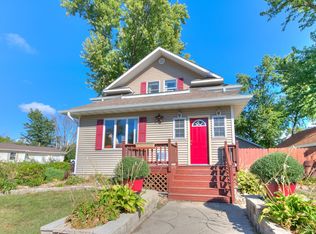 815 Main St, Mc Callsburg, IA 50154