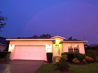100 Balmoral Ct, Davenport, FL 33896