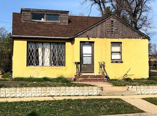 345 4th Ave W, Dickinson, ND 58601