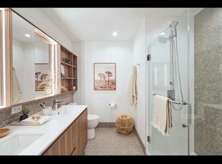 910 N Halsted St #910, Chicago, IL 60642