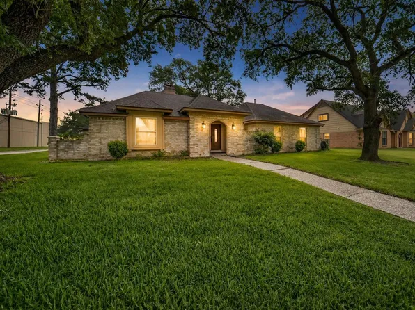 203 Leyden Ct, Katy, TX 77450