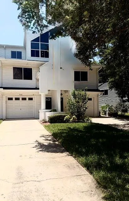4 bed, 4.0 bath, 2174 sqft, $3,500 — Photo 1