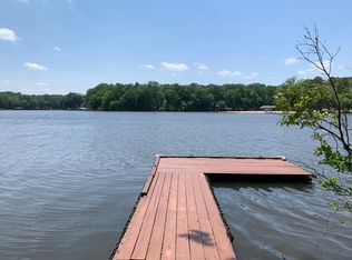 33 Forest Ct, La Crosse, VA 23950