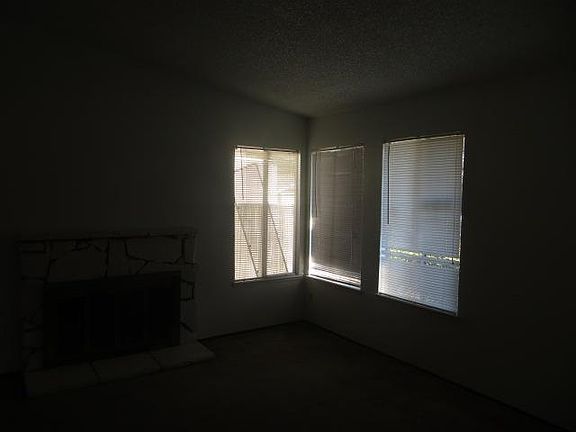 2nd image of 2881 Sagemill Way