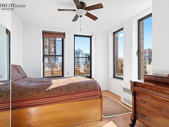 3rd image of 75 Livingston St APT 14C