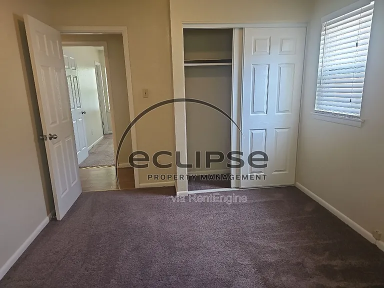 717 Lee Dr — Photo 14
