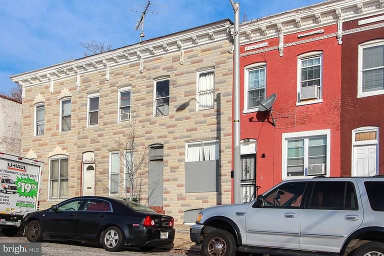 2nd image of 1512 E Hoffman St