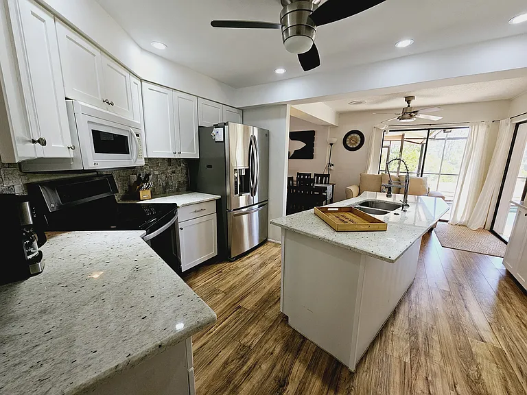 2411 Belle Rd — Photo 9
