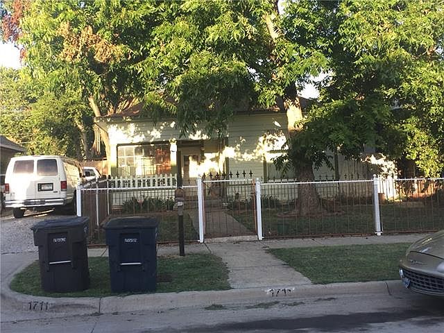 2nd image of 1711 Hurley Ave