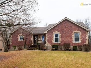 1201 SE 6th St, Lees Summit, MO 64063