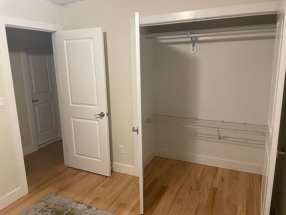 5th image of 92 Virginia Ave