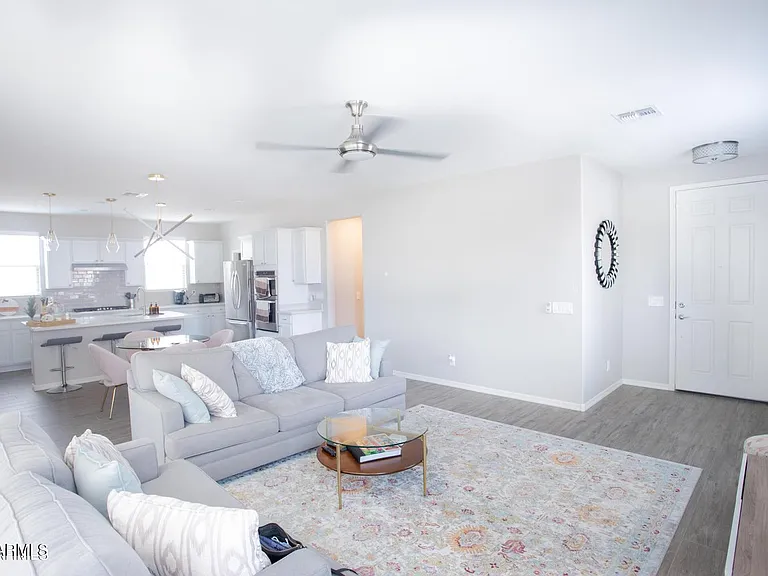 9969 W Robin Ln — Photo 31