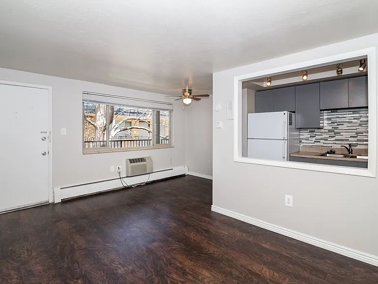Dexter Street Apartments — Photo 20