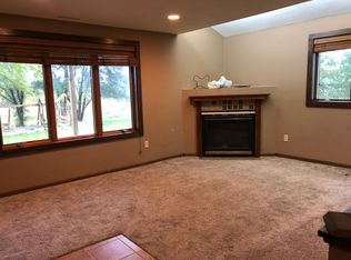 19489 Fischer Ave, Hastings, MN 55033