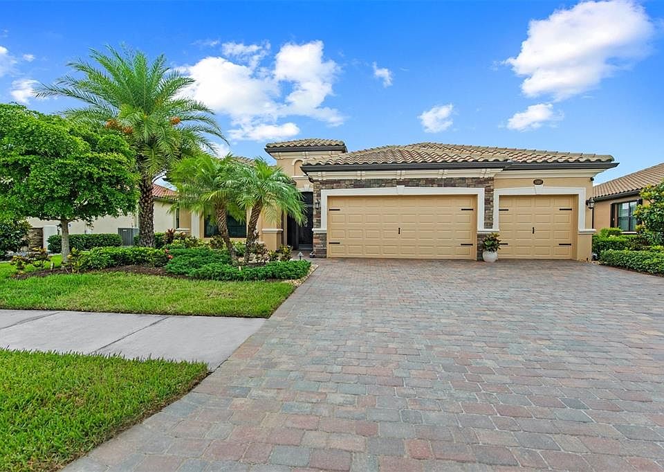 1st image of 13237 Famiglia Dr
