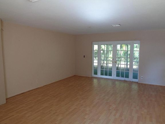 3rd image of 2268 Pinecrest Ct
