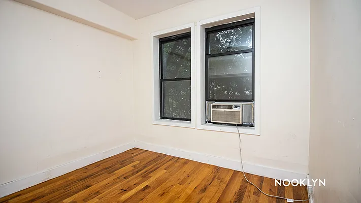 Rented by Nooklyn NYC LLC | media 7