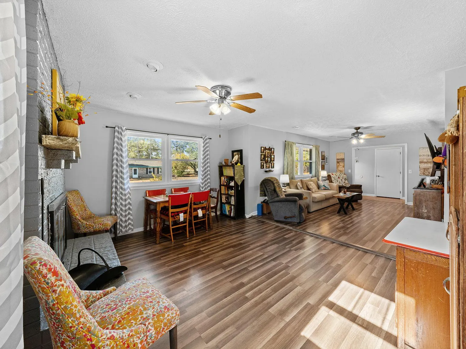 3 bed, 1.5 bath, 1479 sqft, $2,000 — Photo 4