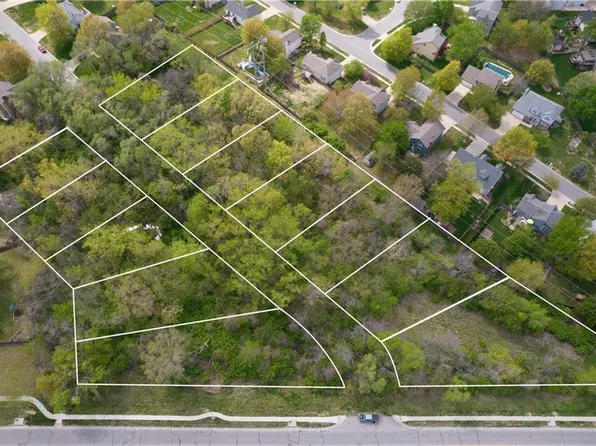 W 48th St, Shawnee, KS 66216