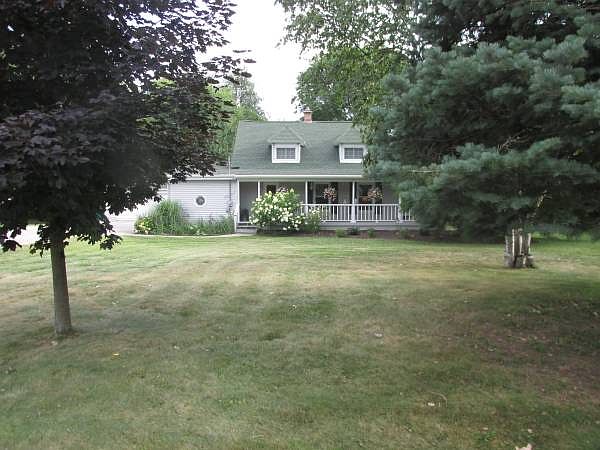 1st image of 3752 Leonard St NW