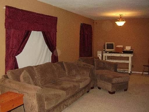 3rd image of 4143 WILLOW GREEN