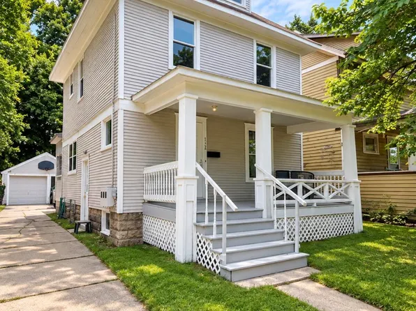 812 N Pine St, Lansing, MI 48906