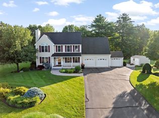 44 Cambridge Dr, Auburn, NH 03032