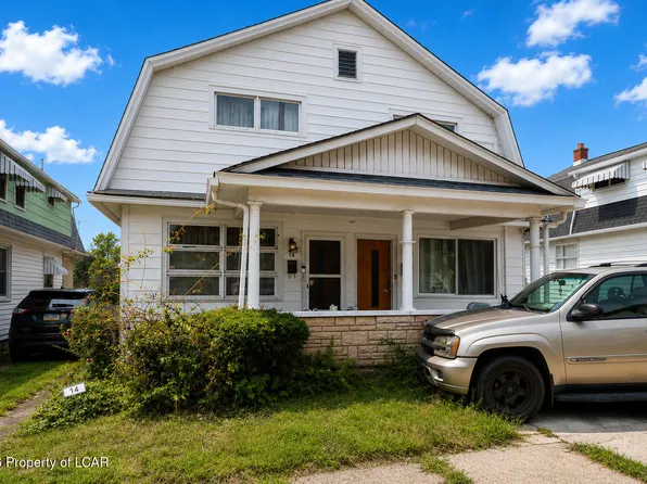 12 Charles St, Plains, PA 18705