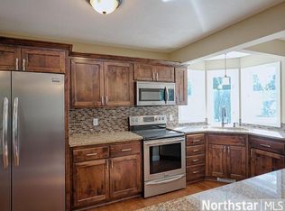 9709 Palmer Rd, Bloomington, MN 55437