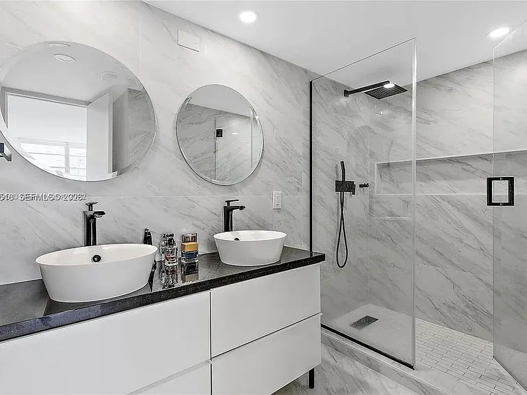 2801 NE 183rd St #1016W — Photo 7