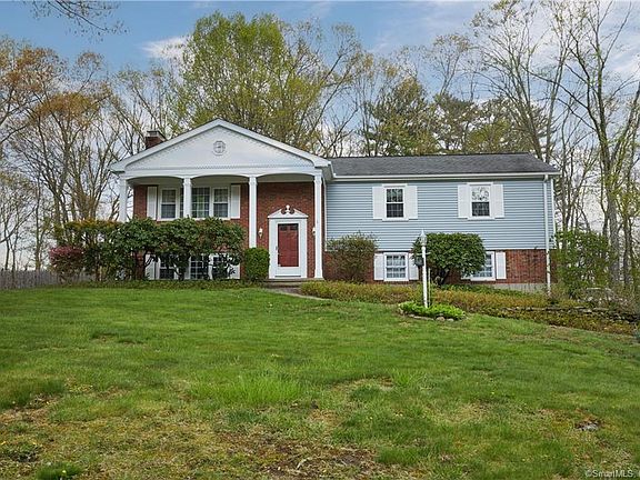 2nd image of 75 Brownson Dr