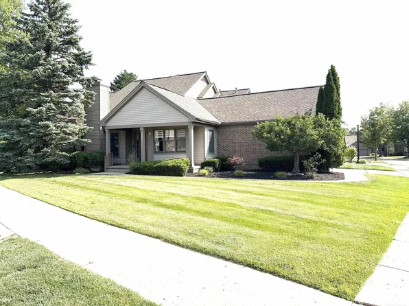 561 Galen Cir, Ann Arbor, MI 48103