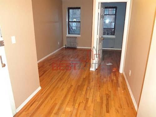 2nd image of 105 Saint Marks Pl APT 3D