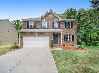 11835 Hampton Place Dr, Charlotte, NC 28269