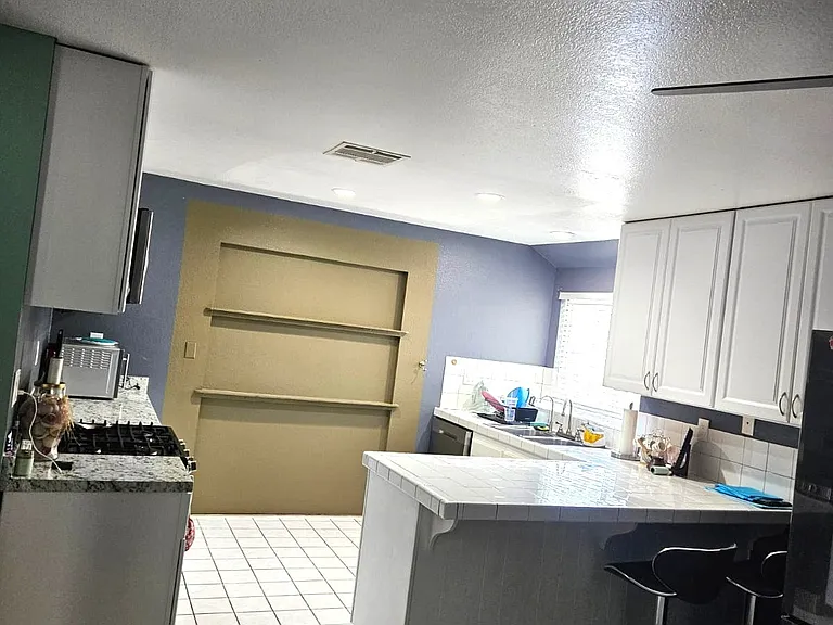 37602 Sandra Ln — Photo 4