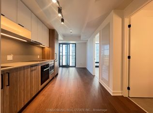 91 Montclair Ave #1112, Toronto, ON M5P 1P5
