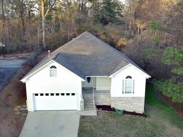 115 Cooper Ave, Trussville, AL 35173
