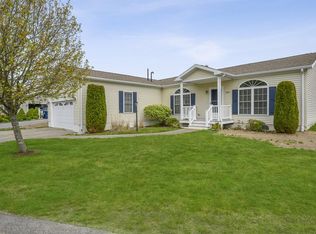 2707 Green St, Middleboro, MA 02346