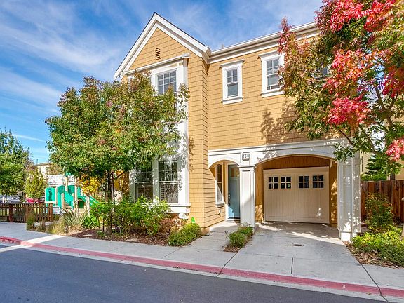 Attractive curb appeal Single Family Home.