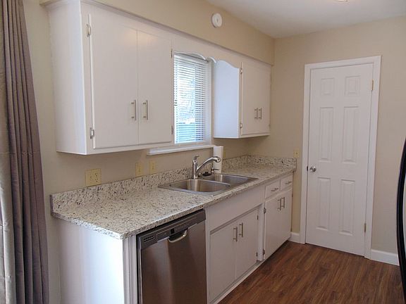 New Dishwasher & Garb. disp.