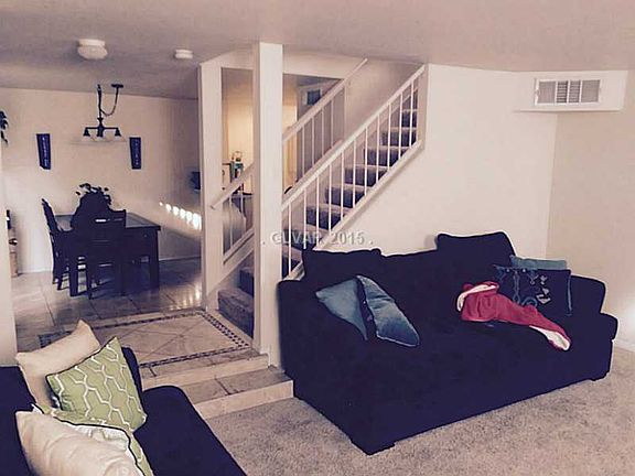 3rd image of 7624 Almeria Ave