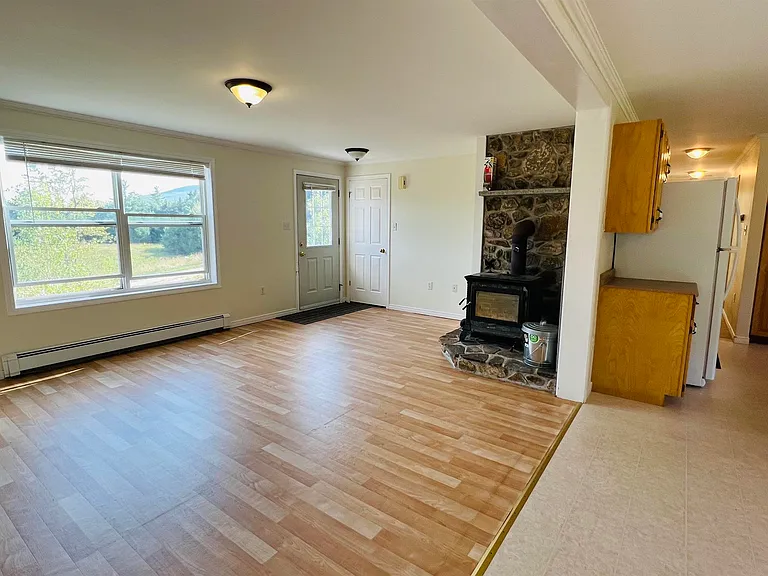 1310 Main Rd — Photo 6