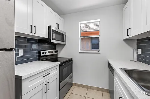 450 SW 2nd Ave #205 Photo 1 450 SW 2nd Ave #205 Photo 1