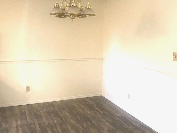 3rd image of 503A N Beadle Dr #503A