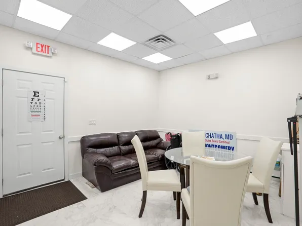 580 Montgomery Street image 5 of 21