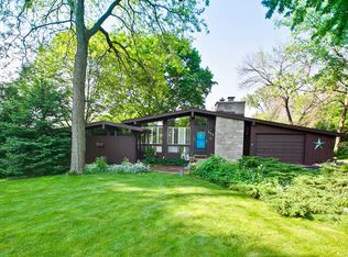 249 41st St, Downers Grove, IL 60515