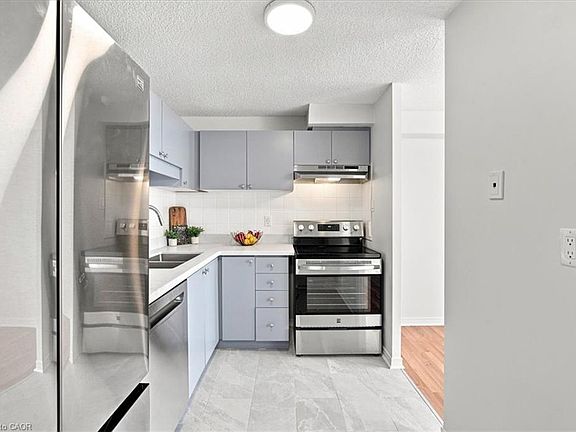 5th image of 2900 Battleford Rd #1112
