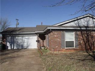 3009 Chetwood Dr, Del City, OK 73115